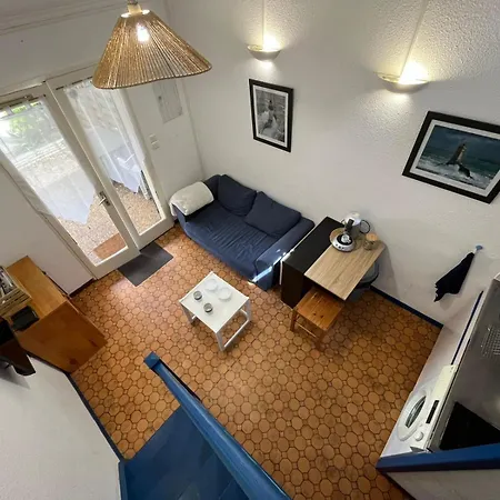 Pavillon Eaux Vives A Pierre La * Saint-Pierre-la-Mer (Aude)