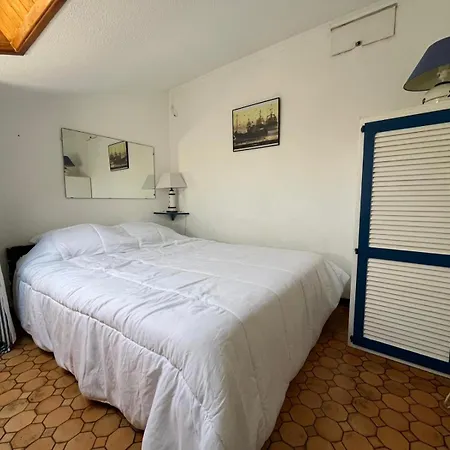 וילה Pavillon Eaux Vives A Pierre La *