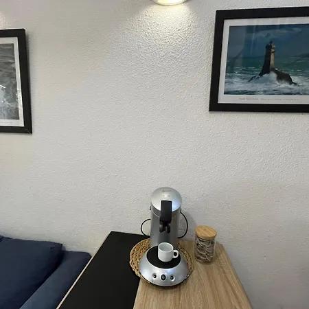 ヴィラ Pavillon Eaux Vives A Pierre La *