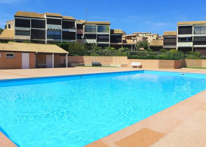 Pavillon Eaux Vives A Pierre La וילה