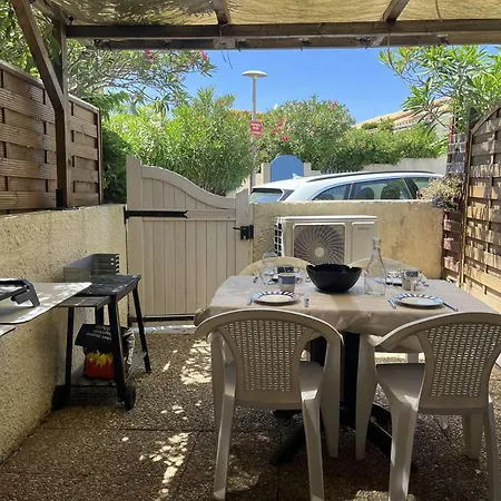 Pavillon Eaux Vives A Pierre La 4ev9 *
